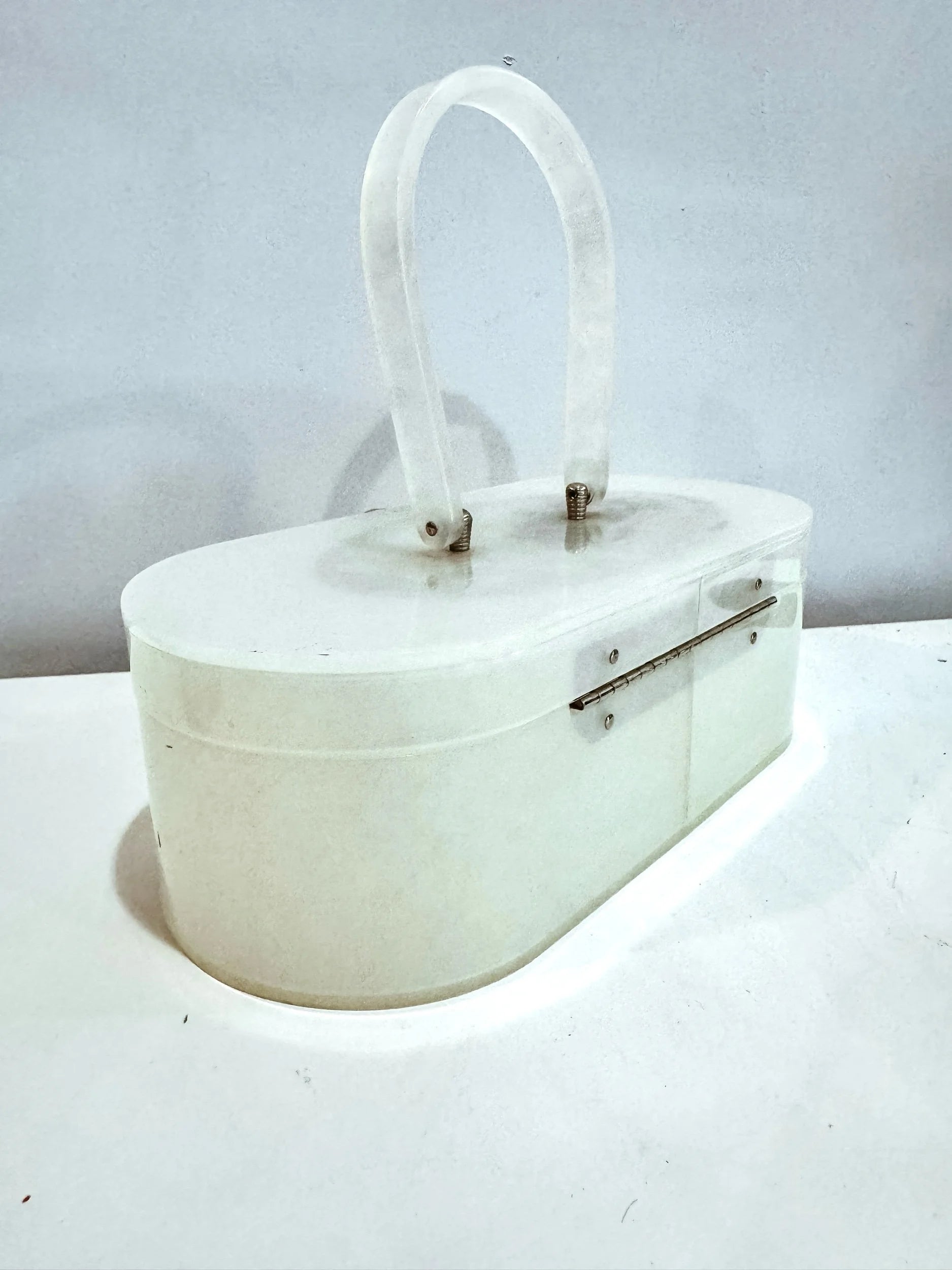 *RARE* 1950s Wilardy Pearlised Lucite Box Purse