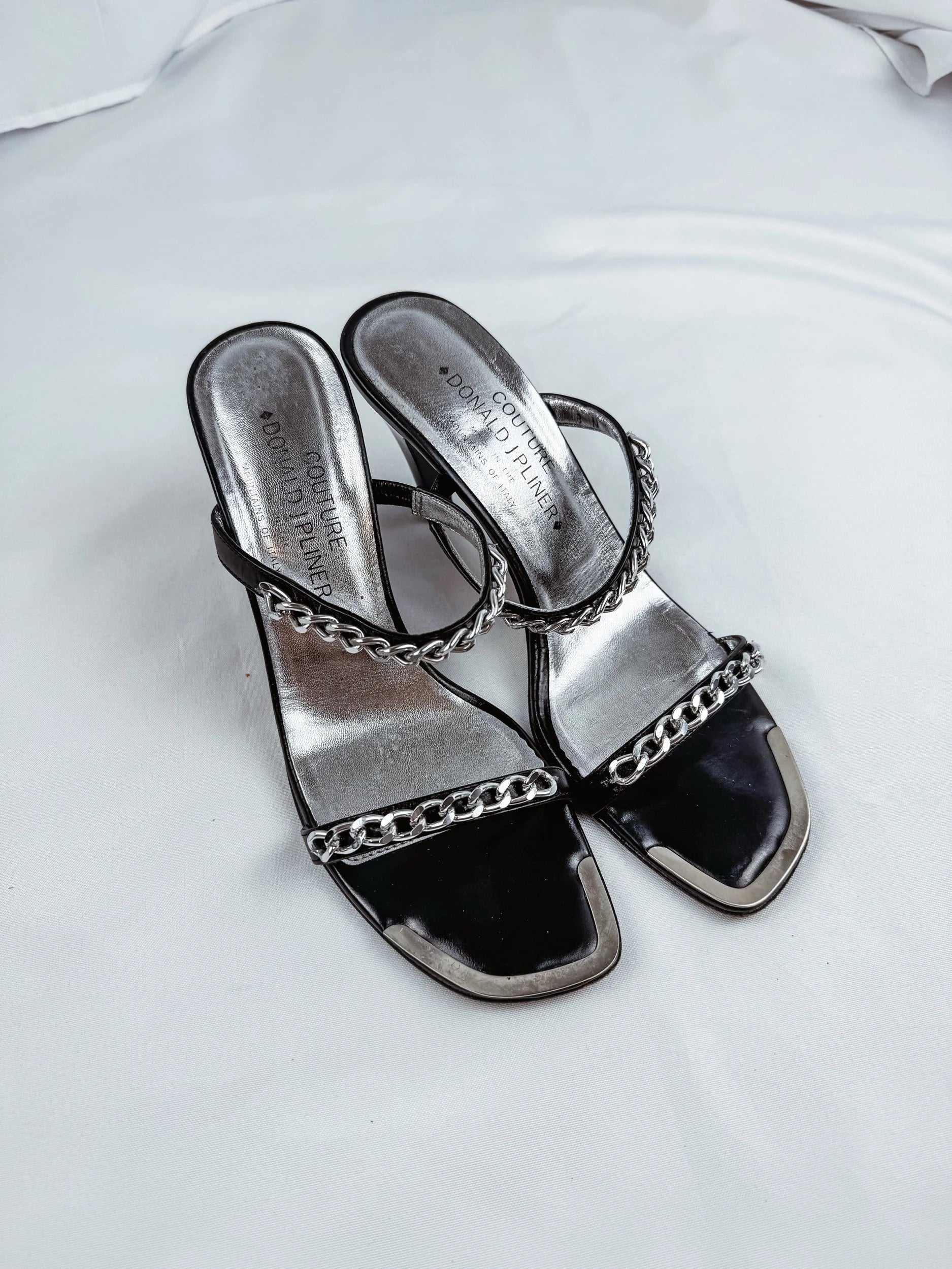 Donald K Pliner Italian Silver/Black Chain Heels