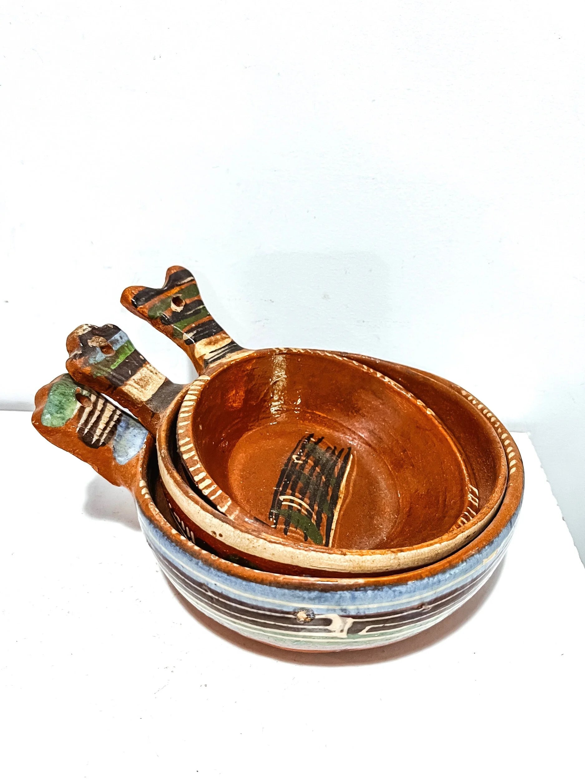 Set of 3 Hand-Painted Terra-cotta Nesting Bowls