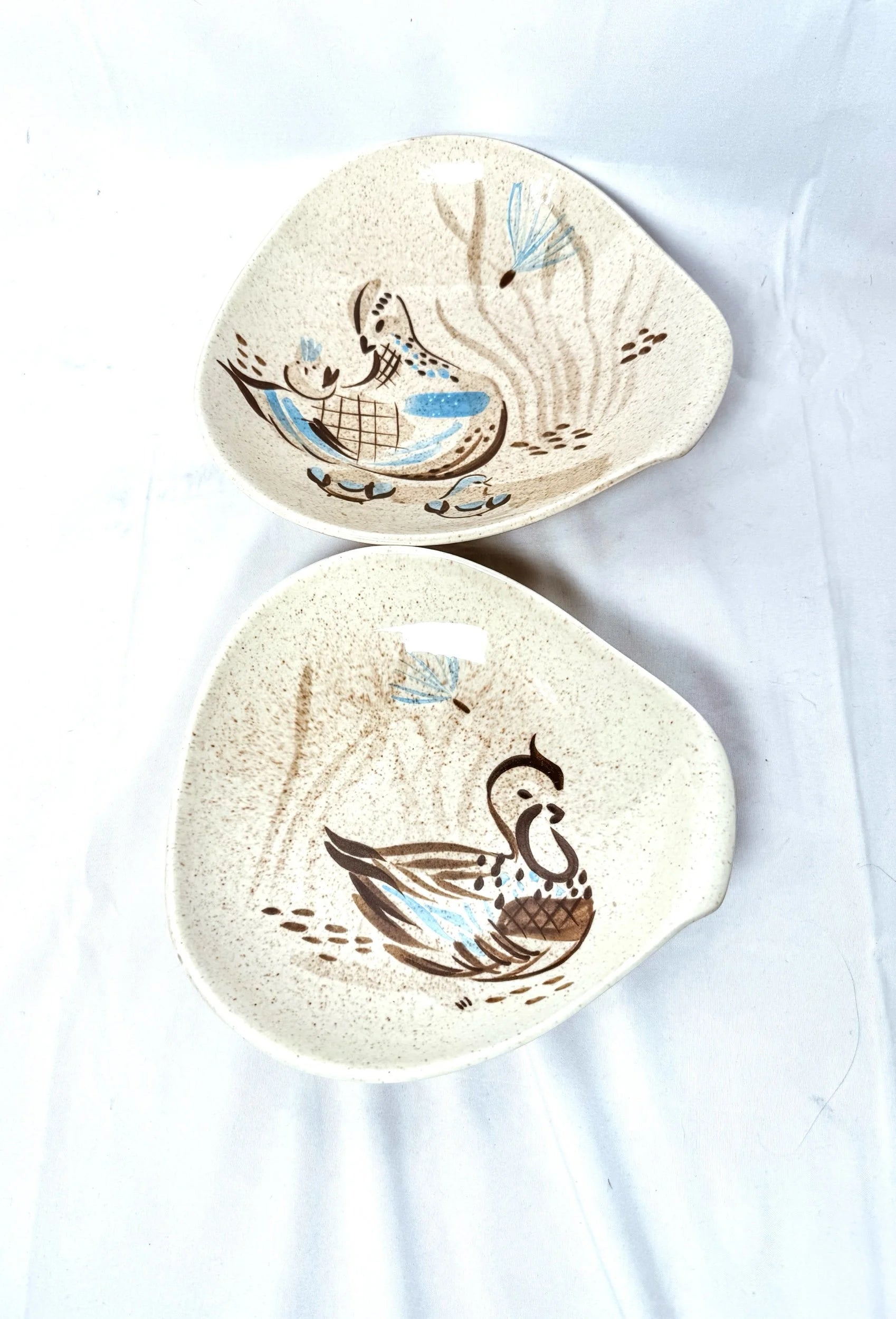 Set of Two Mid Century Redwing Bob White Bowls