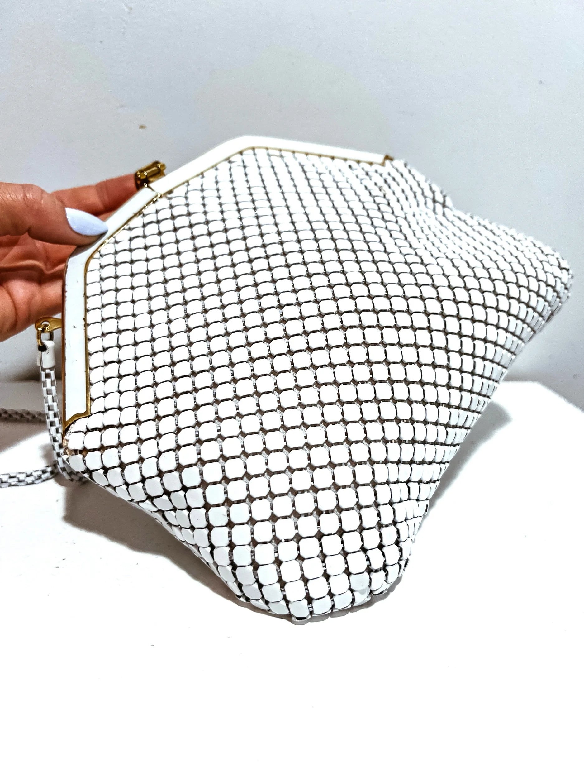 Vintage Whiting and Davis Style White Metal Mesh Handbag