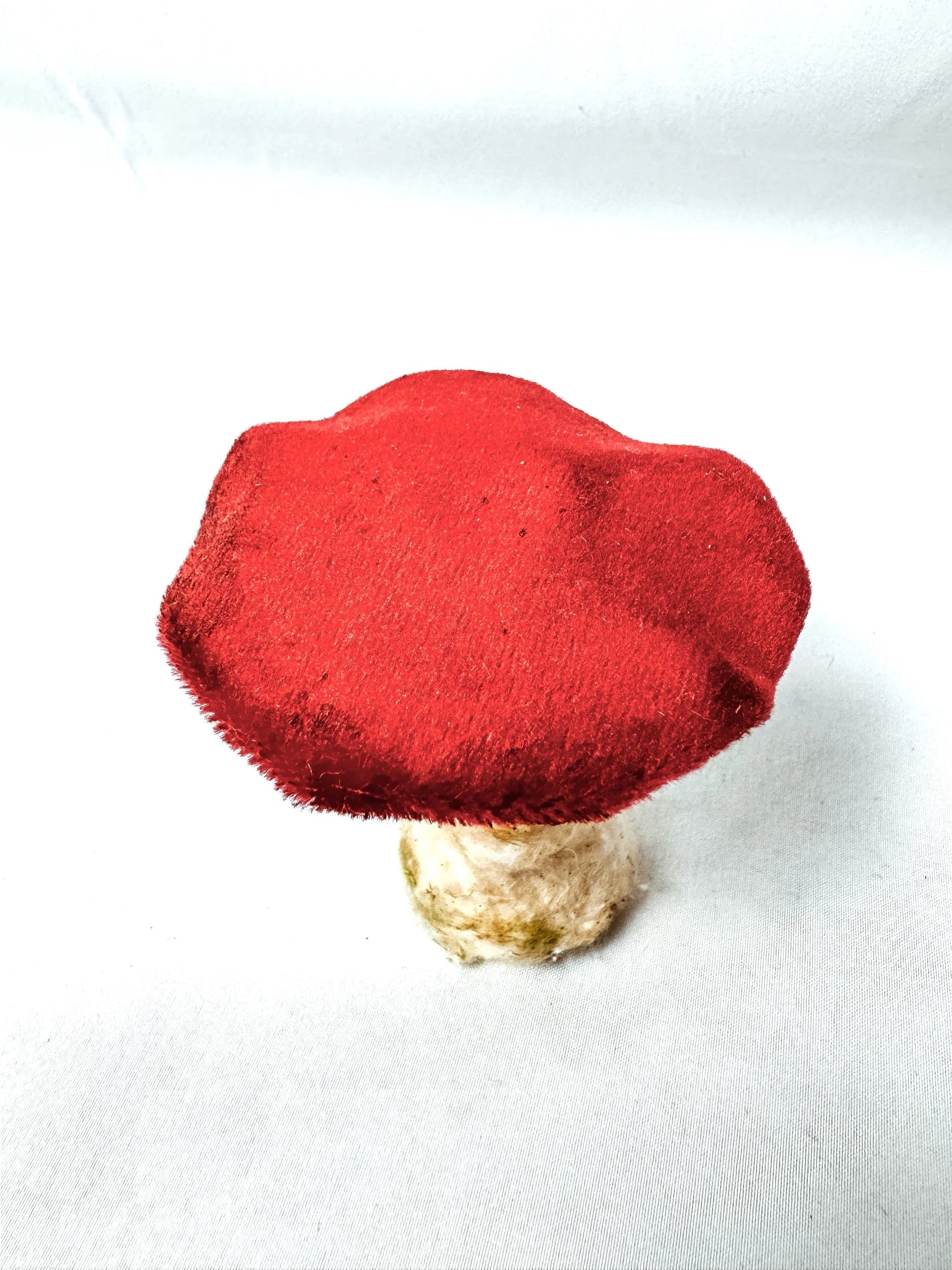 Single Maroon Velvet Mushroom
