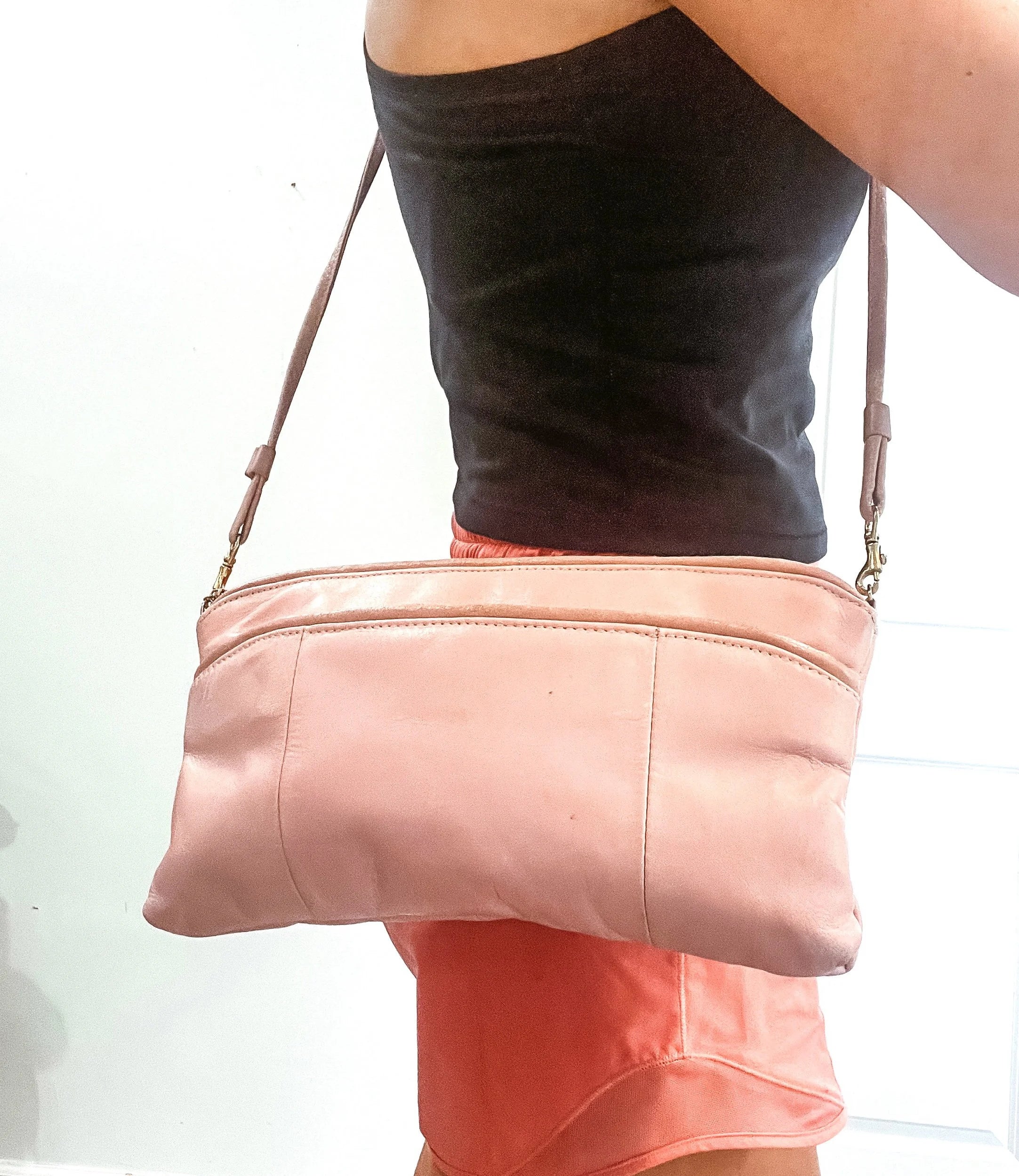 Vintage Pink Leather Express Shoulder Bag