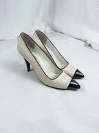 Calvin Klein White/Black Pumps