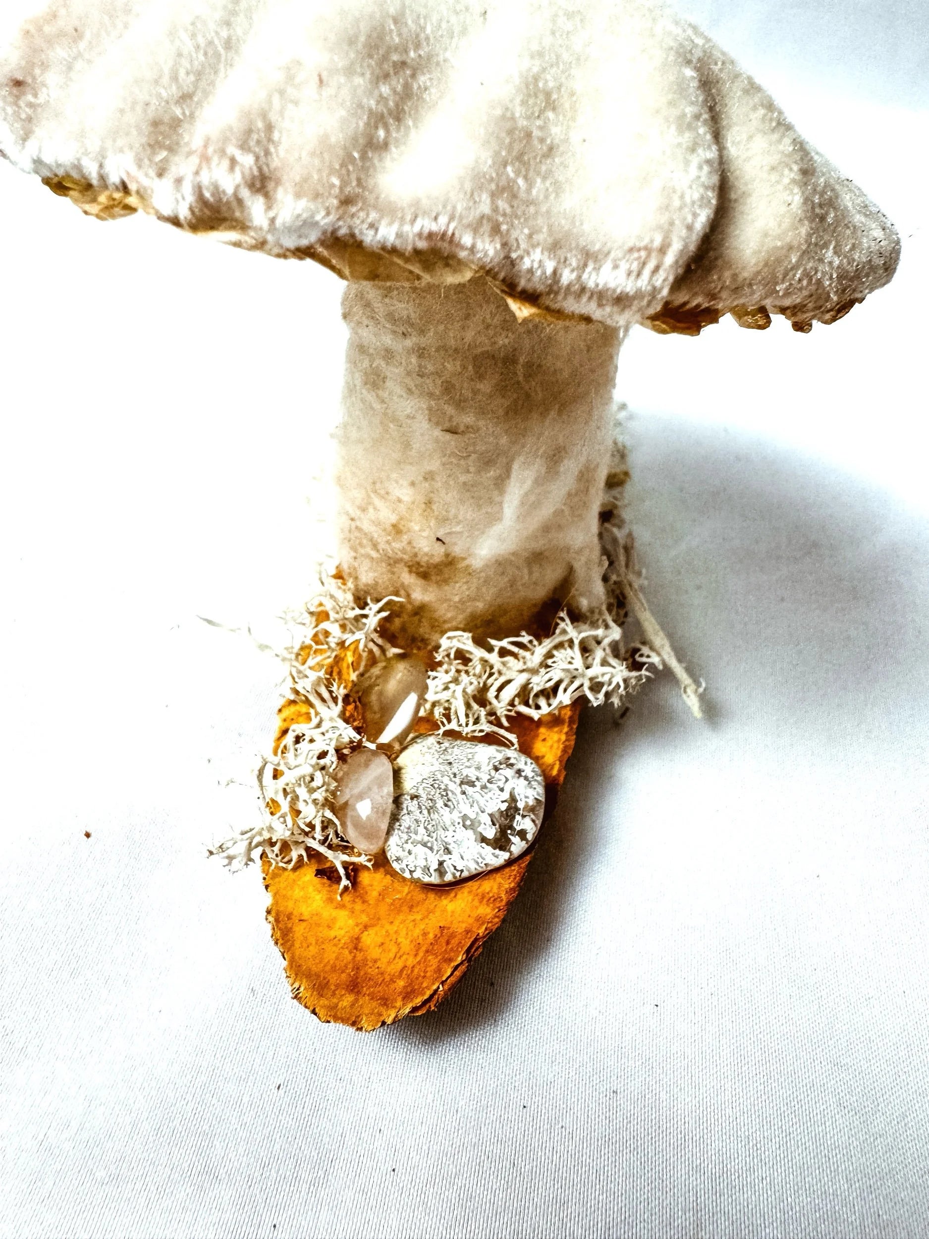 Single Cream Velvet Mushroom on Wooden Base w/ Crystals