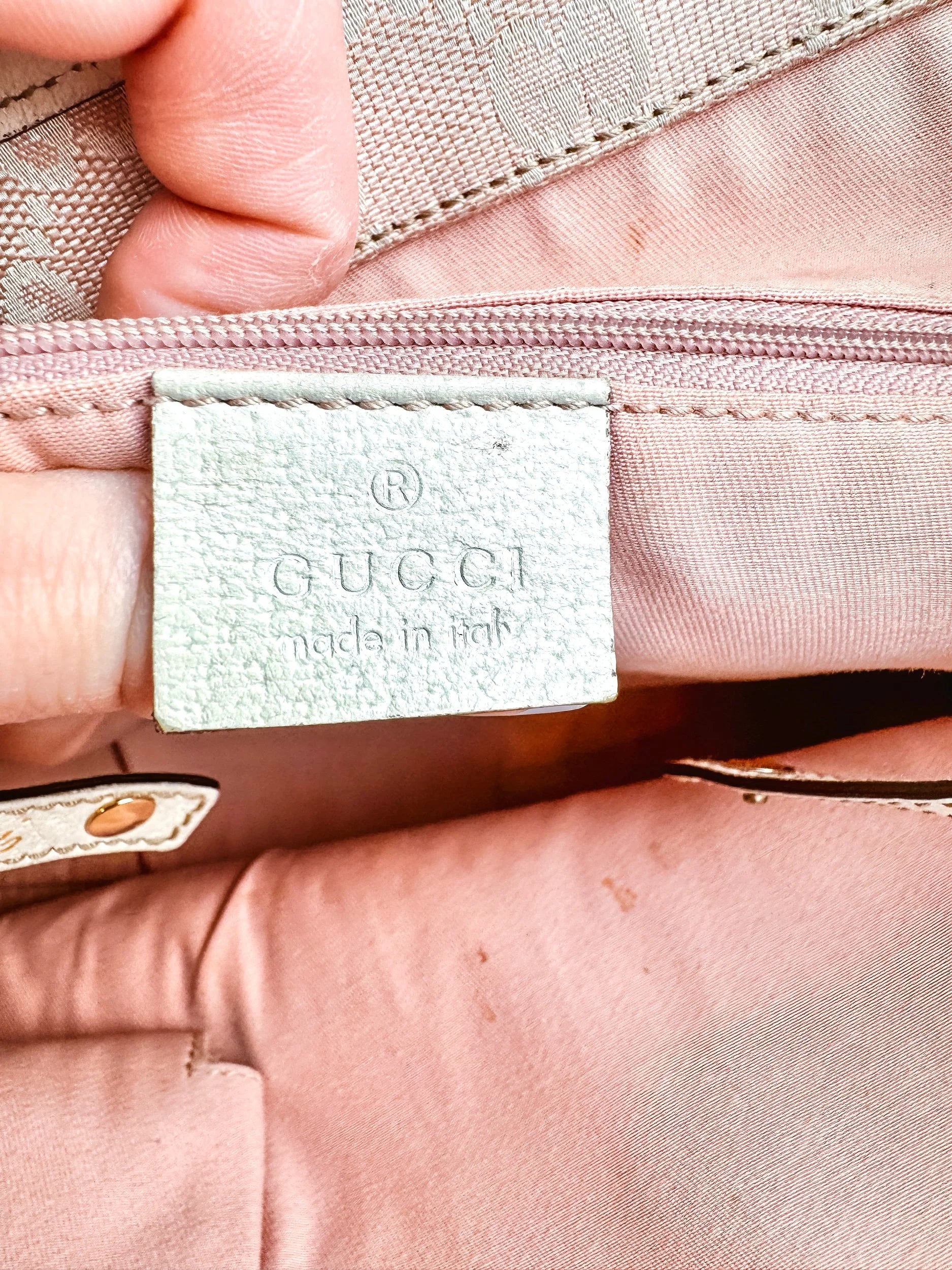 Gucci Abbey D-Ring Ivory Leather Shoulder Bag